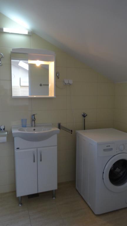 Apartments Odesa ヘルツェグ・ノヴィ 部屋 写真
